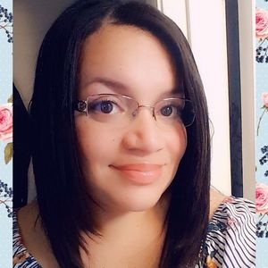 Meet your Posher, Celina